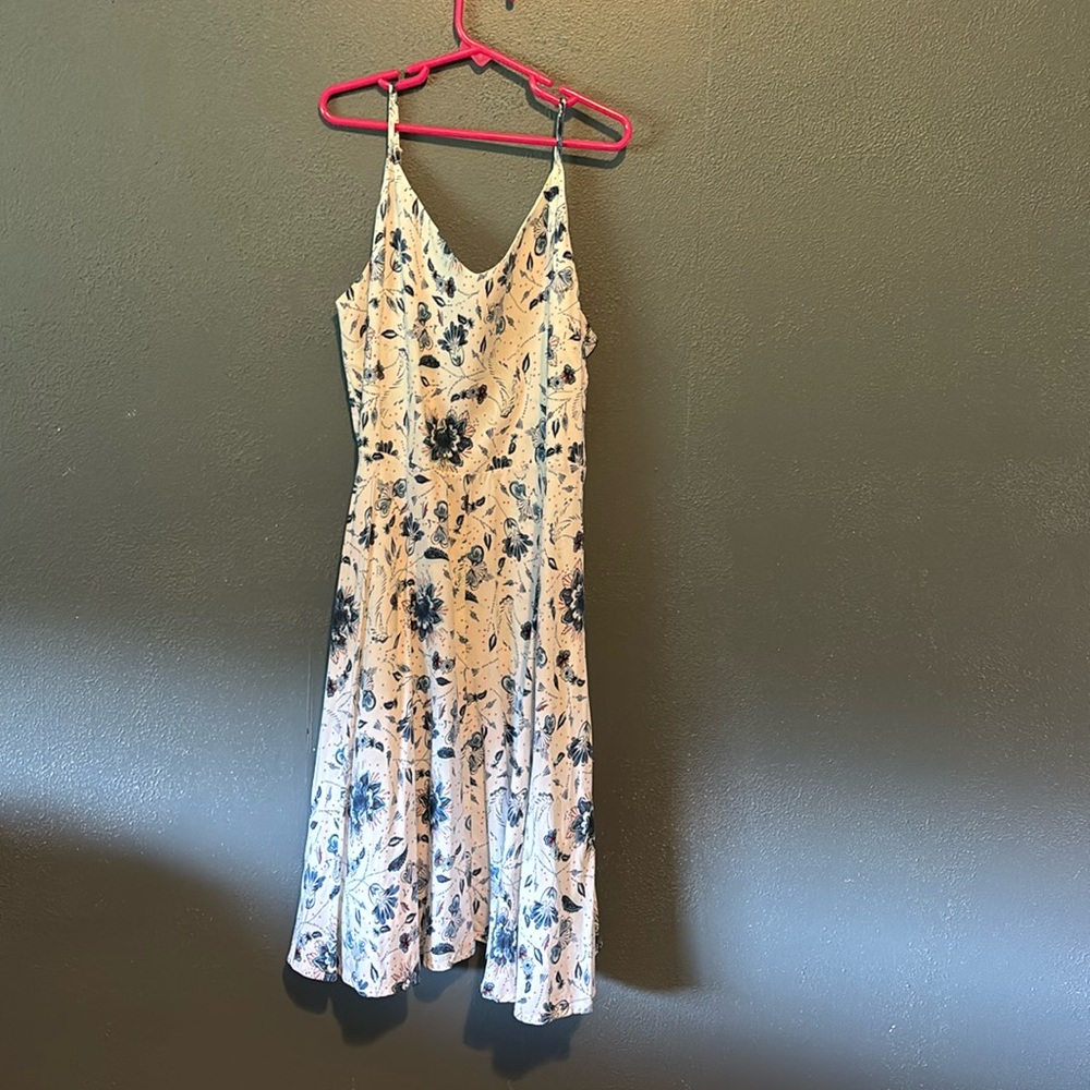 Gap XS white and blue dress